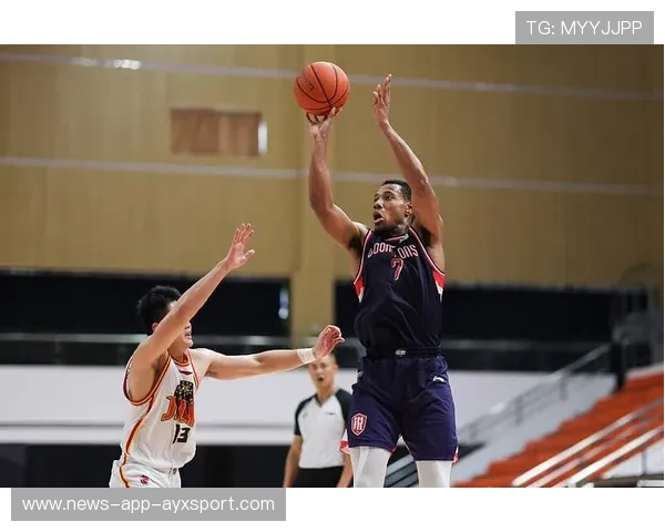 三分王对决上演,外线时代进入新阶段 三分王对决上演,外线时代进入新阶段